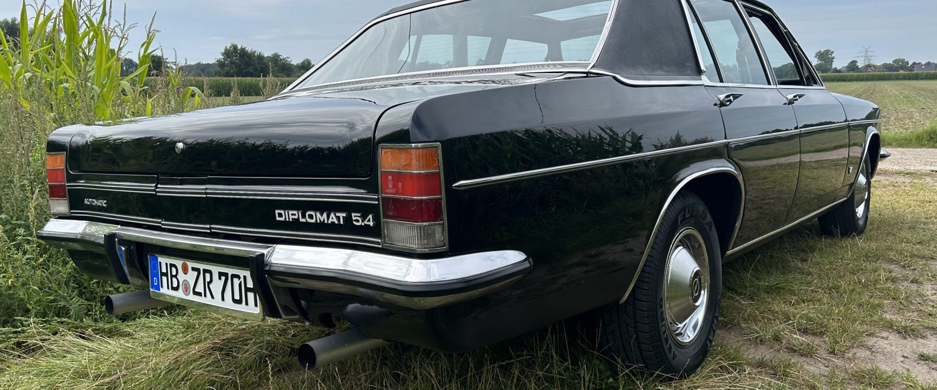 Opel Diplomat B V8 Zeitreise Oldtimervermietung